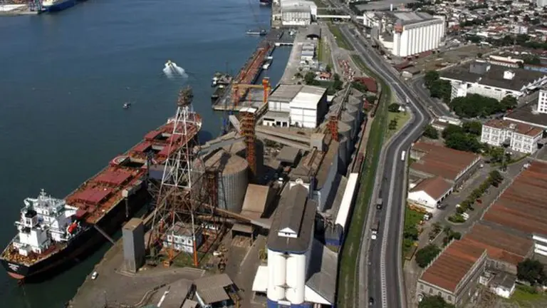 Porto de Santos registra aumento na movimentação de mercadorias