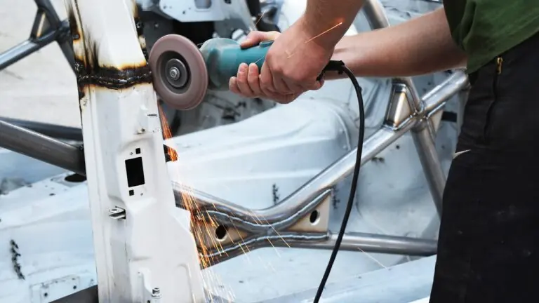 Ex-ministro: Estímulo à indústria automobilística era a alma de Lula