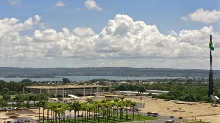 Câmara aprova texto-base da MP 696 sobre reforma administrativa