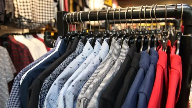 Núcleo das vendas no varejo nos EUA se recupera com força em janeiro