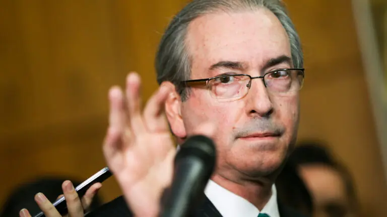 Relator aceita mudanças para aprovar relatório contra Eduardo Cunha