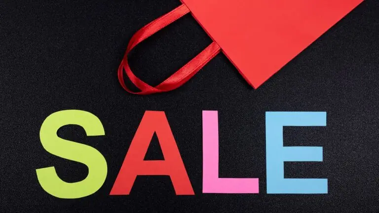 Lista suja do Procon divulga lojas para consumidor evitar na Black Friday