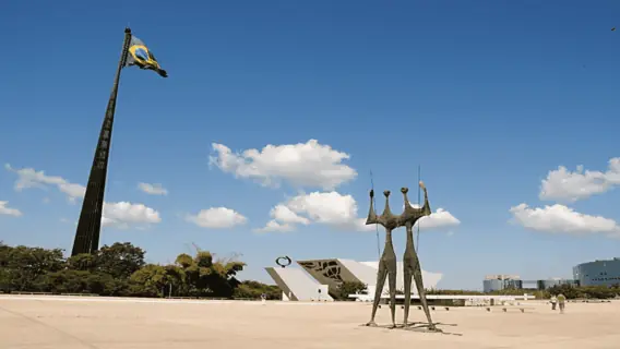 Previdência: a Praça dos Três Poderes dá a largada