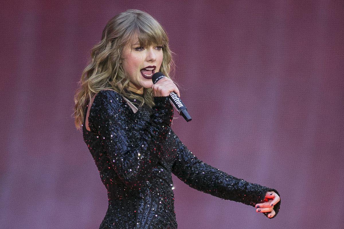Taylor Swift lança videoclipe