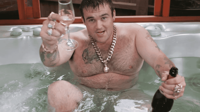 Conheça 8 ganhadores da loteria que perderam tudo