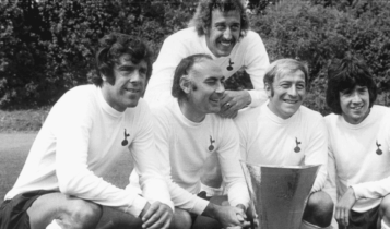 história da liga europa Tottenham no seu primeiro título da Europa League