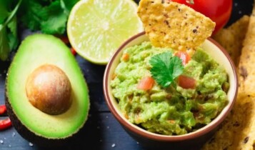Receitas de guacamole: aprenda 4 versões simples e originais
