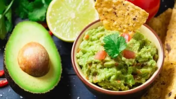 Receitas de guacamole: aprenda 4 versões simples e originais