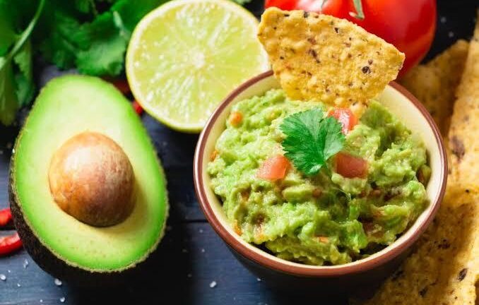 Receitas de guacamole: aprenda 4 versões simples e originais