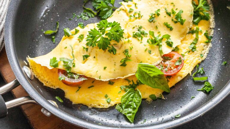 7 melhores receitas de omelete para inovar o clássico