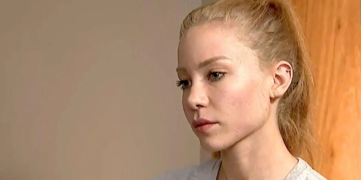 Najila Trindade de perfil em entrevista ao SBT