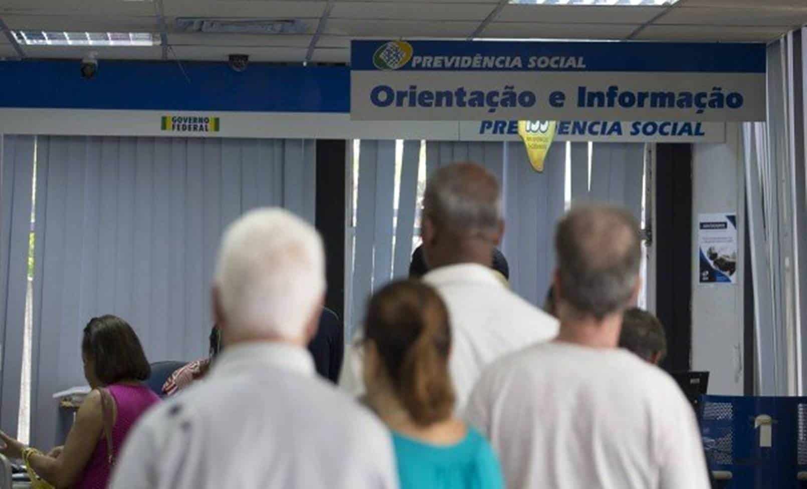 Imagem mostra prédio do INSS ao tratar empréstimo consignado