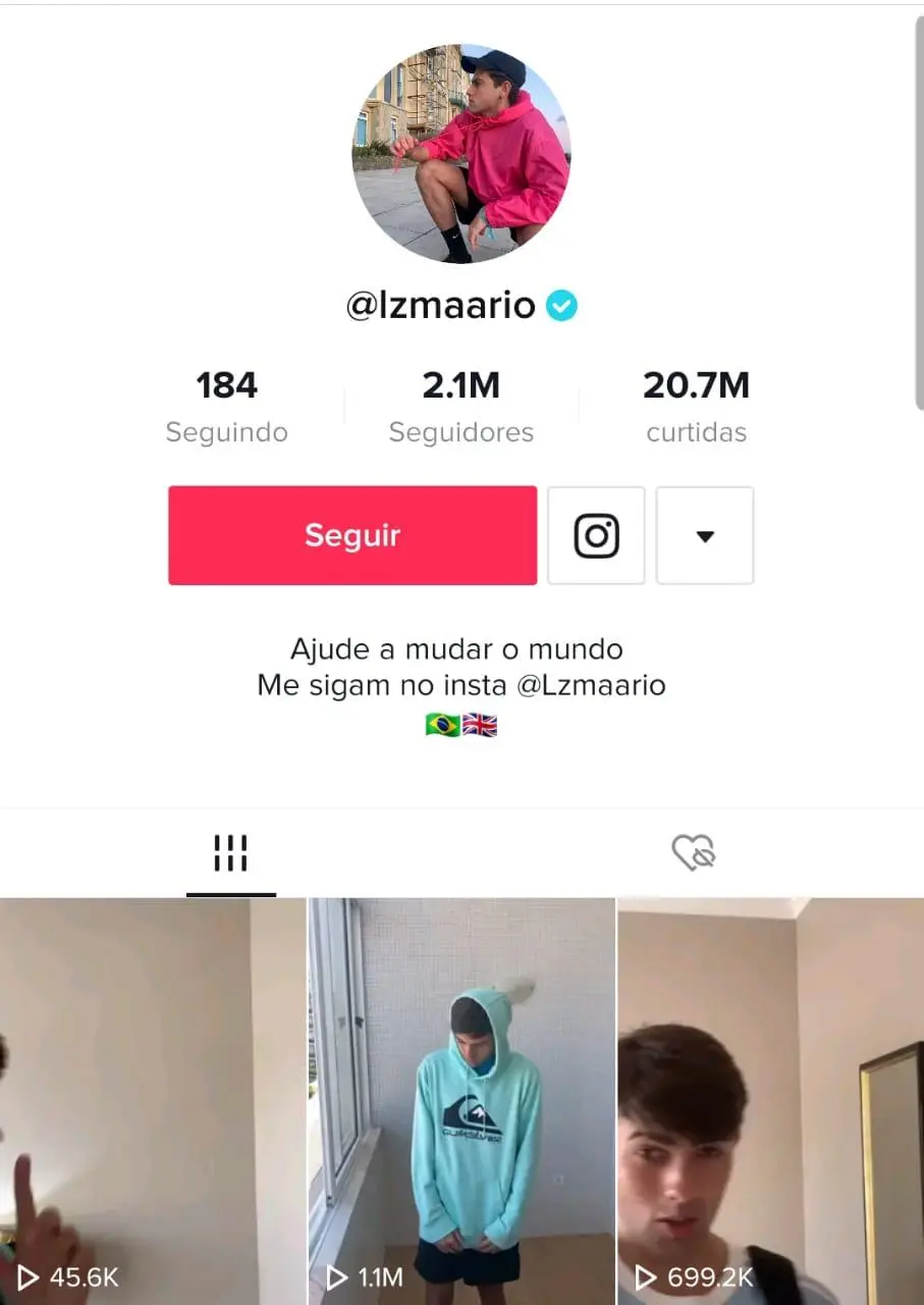 Perfil de Mario Junior, com a foto dele vestindo uma jaqueta rosa de perfil, seus últimos 3 vídeos