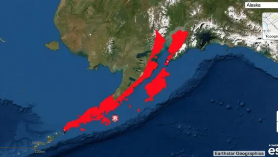 Alerta de tsunami no Alasca após terremoto de  magnitude 7,8 nos EUA