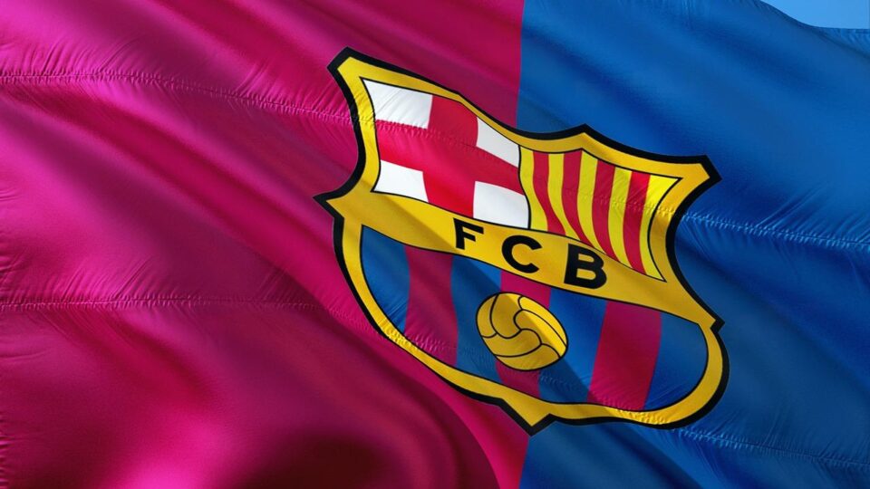 Imagem mostra a bandeira do Barcelona
