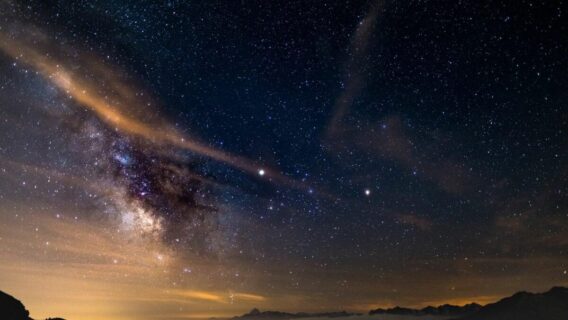 Saiba como observar 5 planetas do sistema solar no domingo