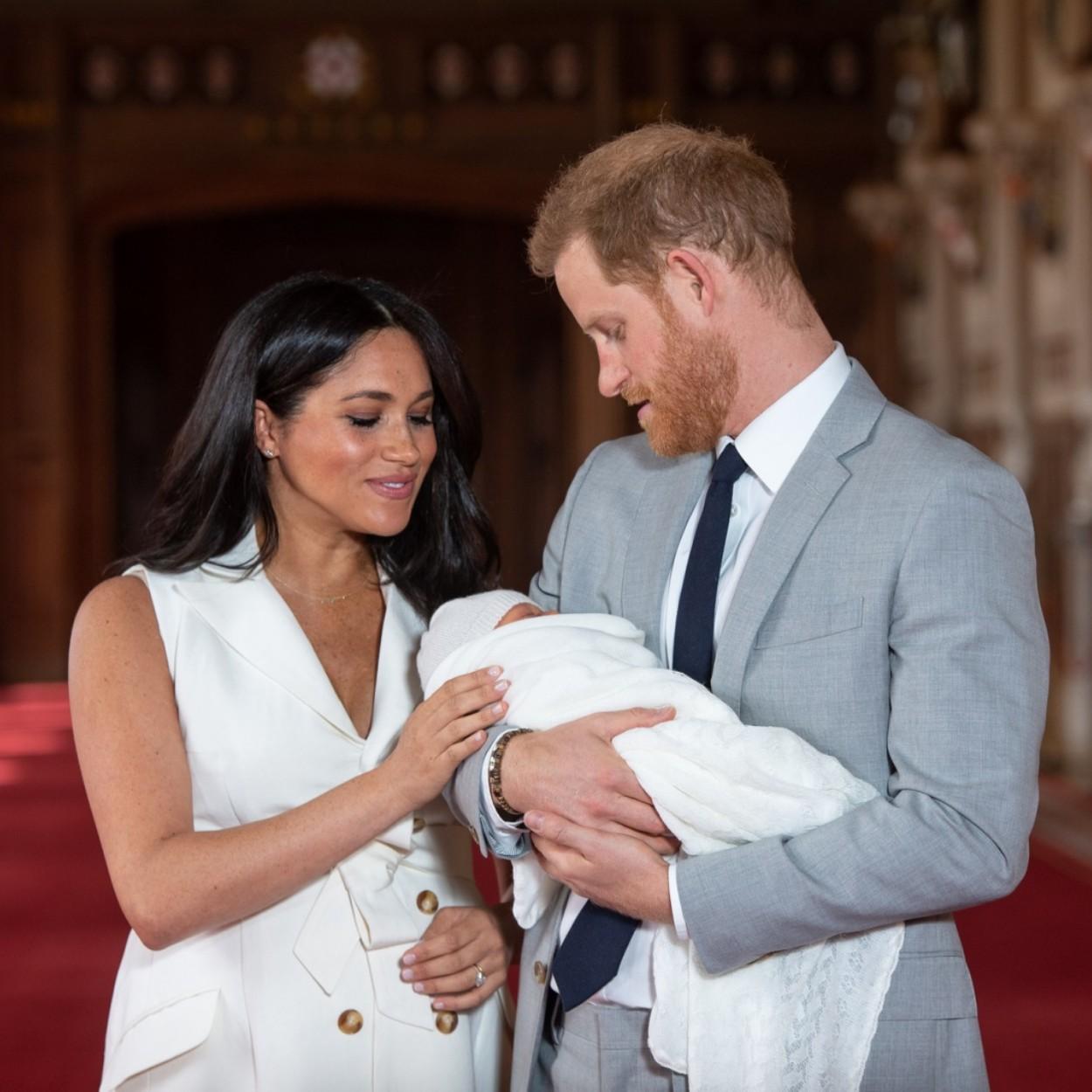 harry e meghan processam