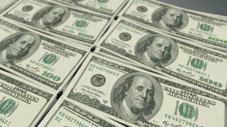 Cotação do dólar 27/07/2020: moeda fecha em queda a R$ 5,15