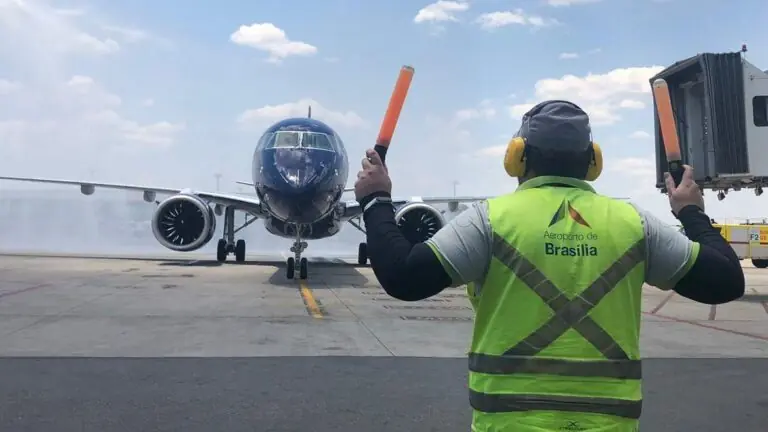 Latam e Azul iniciam operações de voos compartilhados