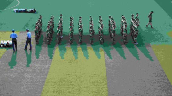 Exército chinês reforçado enquanto tensões com os EUA aumentam