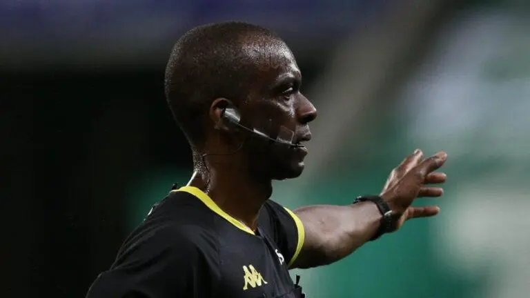 Final do Paulistão: por que palmeirenses protestaram contra a escolha do árbitro