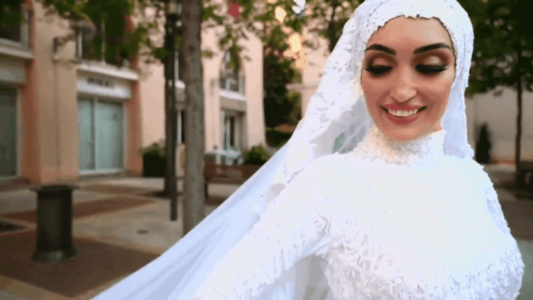 Explosão no Líbano interrompe ensaio de noiva; Veja o momento