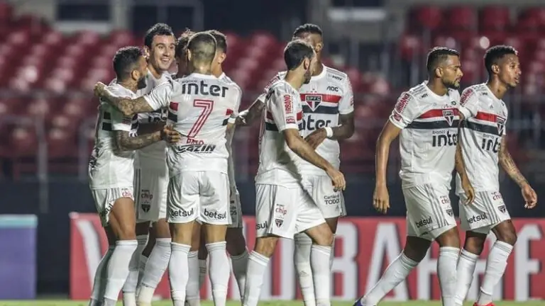 São Paulo busca vitória no ‘Majestoso’ para retomar confiança