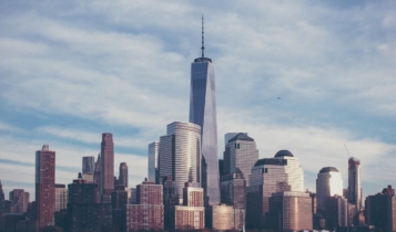 Turismo de vacina da covid: NY quer vacinar visitantes de graça