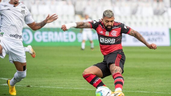 VAR anula 2 gols e Flamengo vence o Santos na Vila Belmiro
