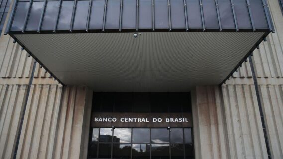 Diretor do Banco Central projeta IED em US$ 70 bi neste ano