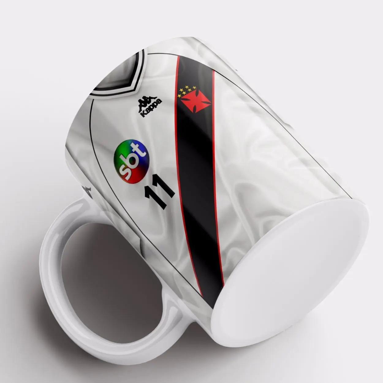 Caneca do Vasco inspirada na camisa do título de 2000