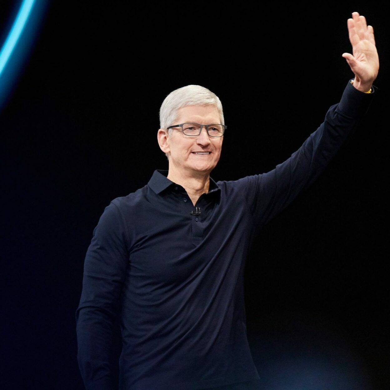 chefe da apple é bilionário