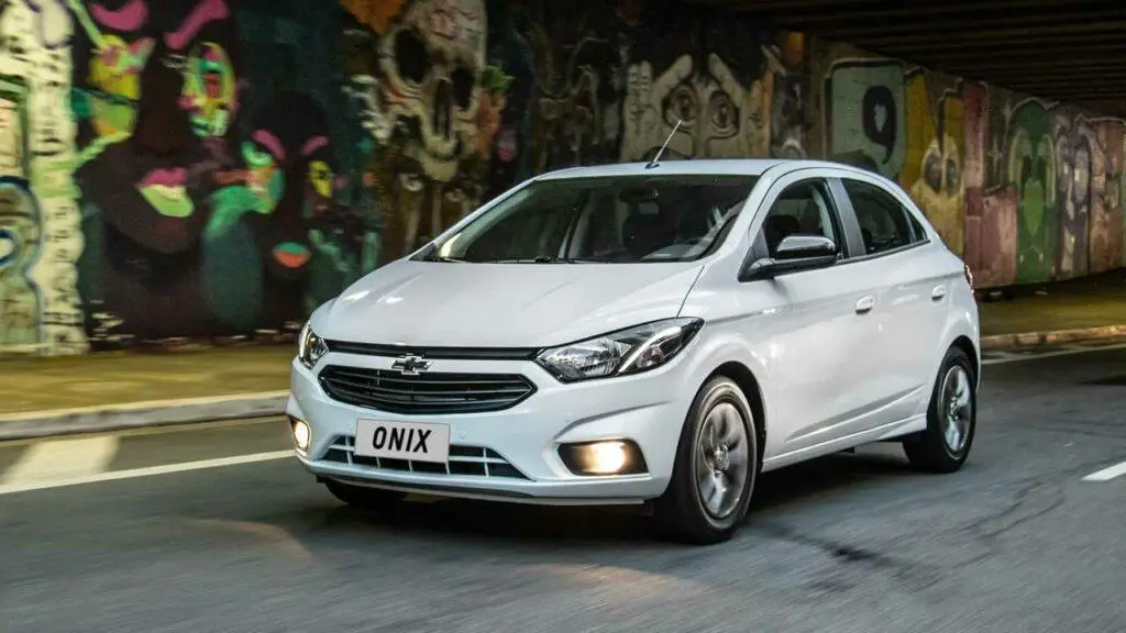 carros baratos CHEVROLET ONIX JOY