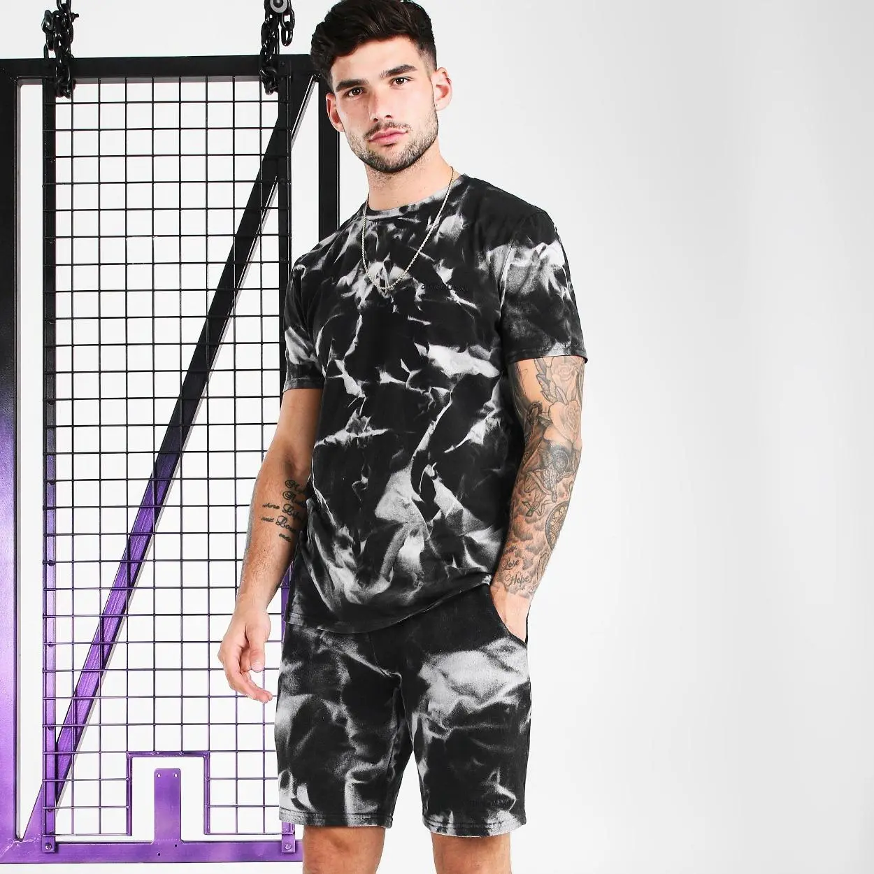 Conjunto com estampa tie dye masculina Conjunto de tie dye masculino