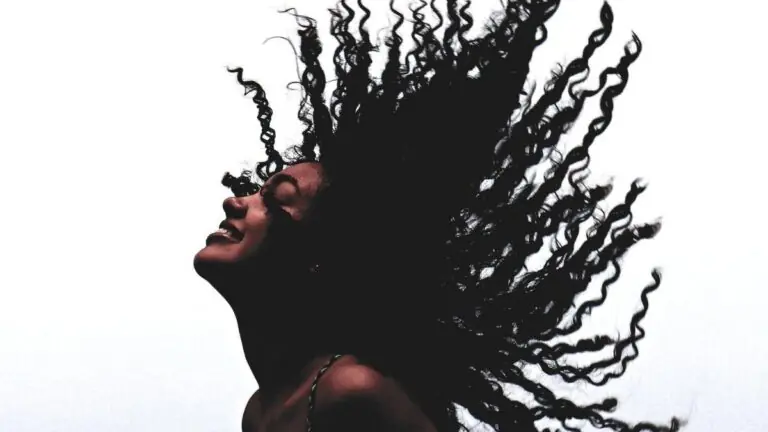 Cronograma capilar: aprenda o passo a passo para salvar os fios