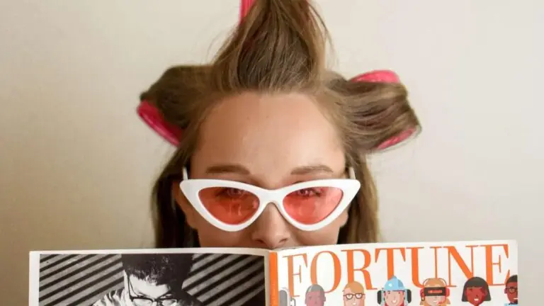 Defrizante para cabelo é a melhor opção para uma rotina de beleza prática