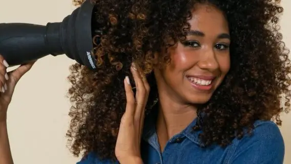 Difusor de cachos: aprenda as vantagens e como usar o acessório