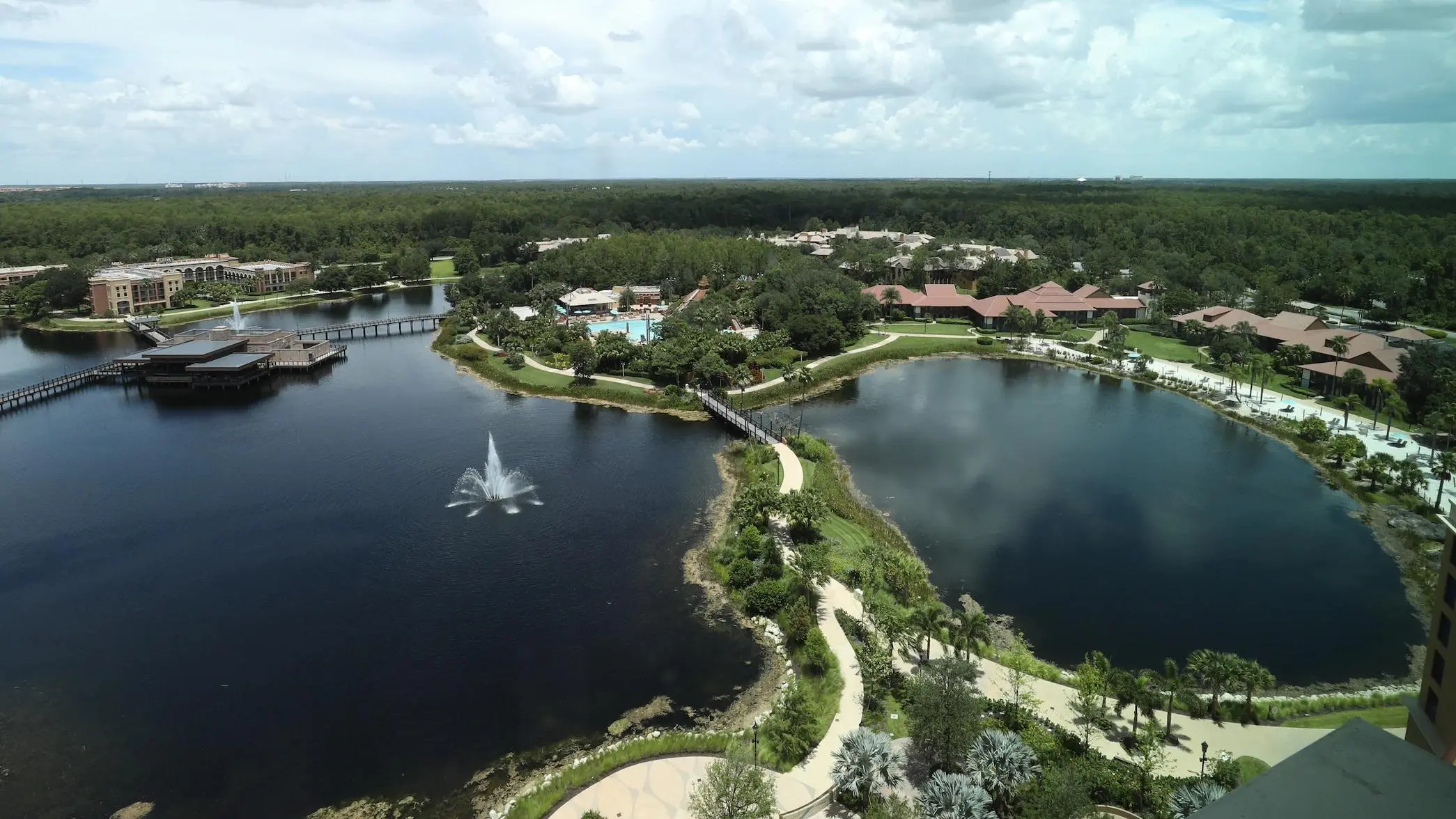 Complexo de resorts da Disney onde a NBA 2020 retomou seus jogos