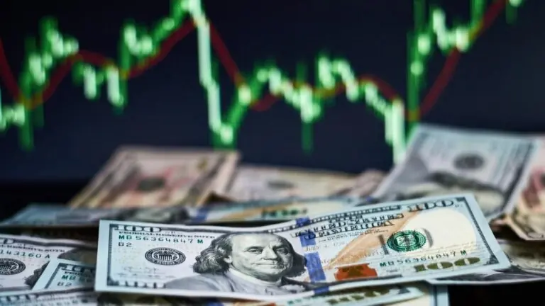 Cotação do dólar 04/08/2020: Dólar cai 0,60% e fecha o dia a R$ 5,28