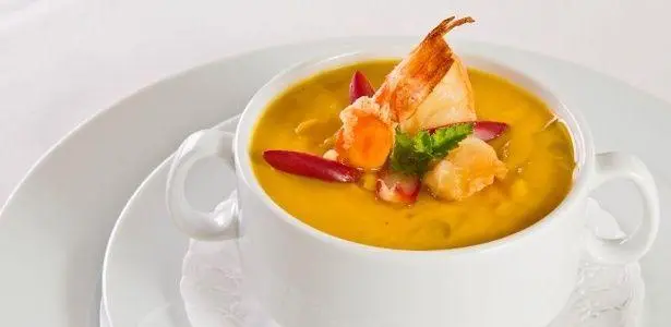 Sopa de camarão e Cabotiá 