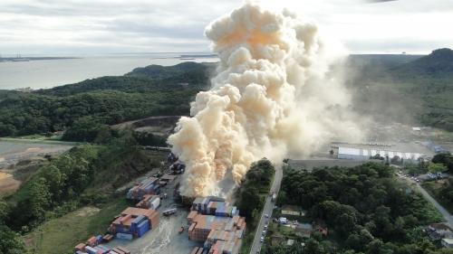 Fumaça de nitrato de amônio em explosão em santa catarina, 2013