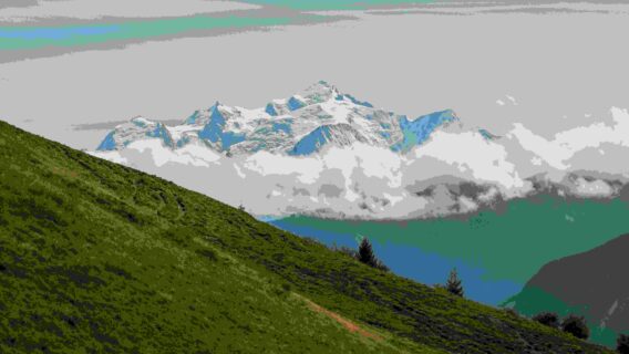 Geleira no Mont Blanc leva a evacuações na Itália, sob risco de desabamento