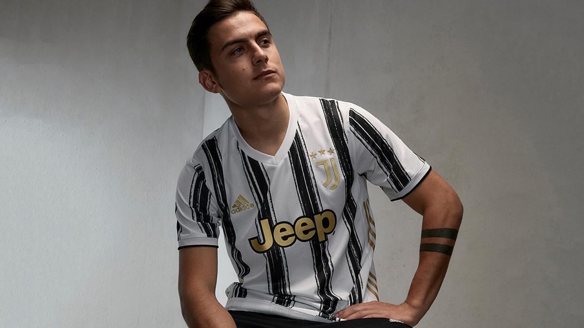 Juventus mostra nova camisa para 2020 com a volta das listras