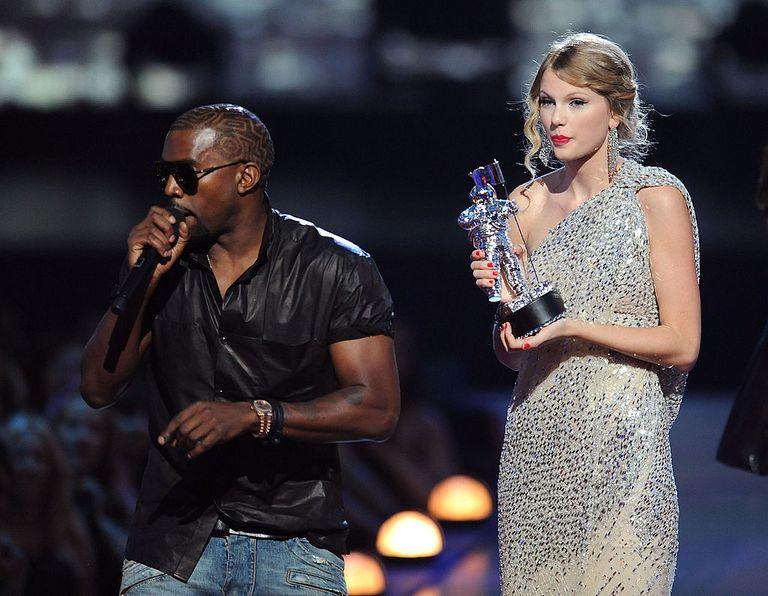 Kanye west crashing taylor swift s acceptance speech in 2009 1589368542