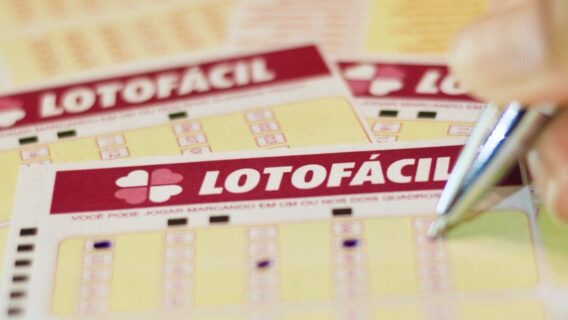 Confira resultado da Lotofácil concurso 2021 de quarta (26/08) às 20h