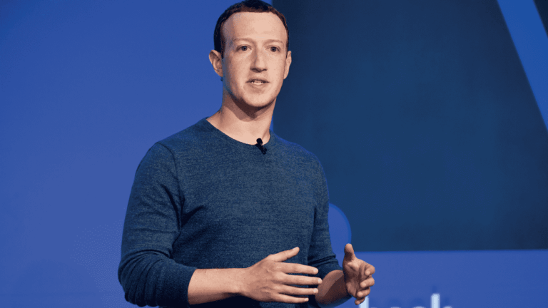 Fortuna de Mark Zuckerberg atinge 100 bilhões de dólares