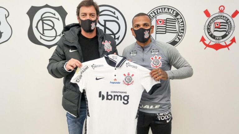 Otero no Corinthians: meia ex-Atlético-MG é apresentado oficialmente