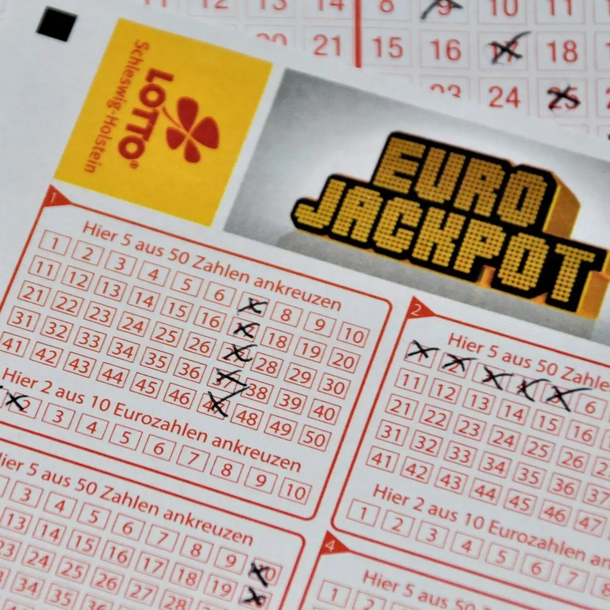 pessoas que ganharam na loteria