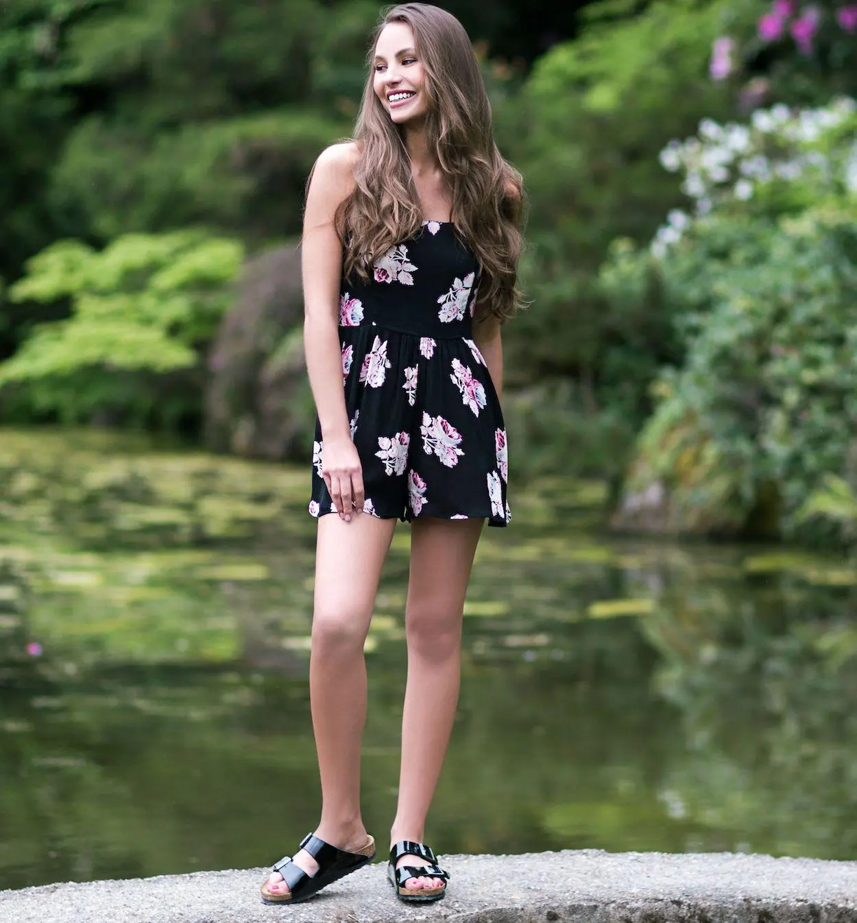 sandália birken e vestido