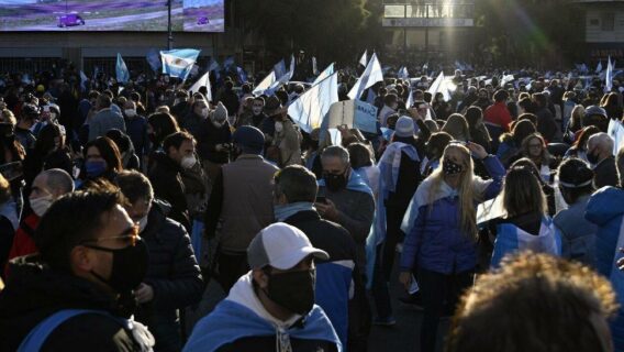 Protestos na Argentina: medidas contra o covid-19 levam manifestantes às ruas